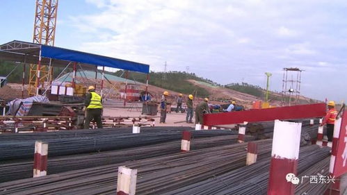 防東鐵路東興國際站配套土石方工程全面提速，項目建設進入快車道